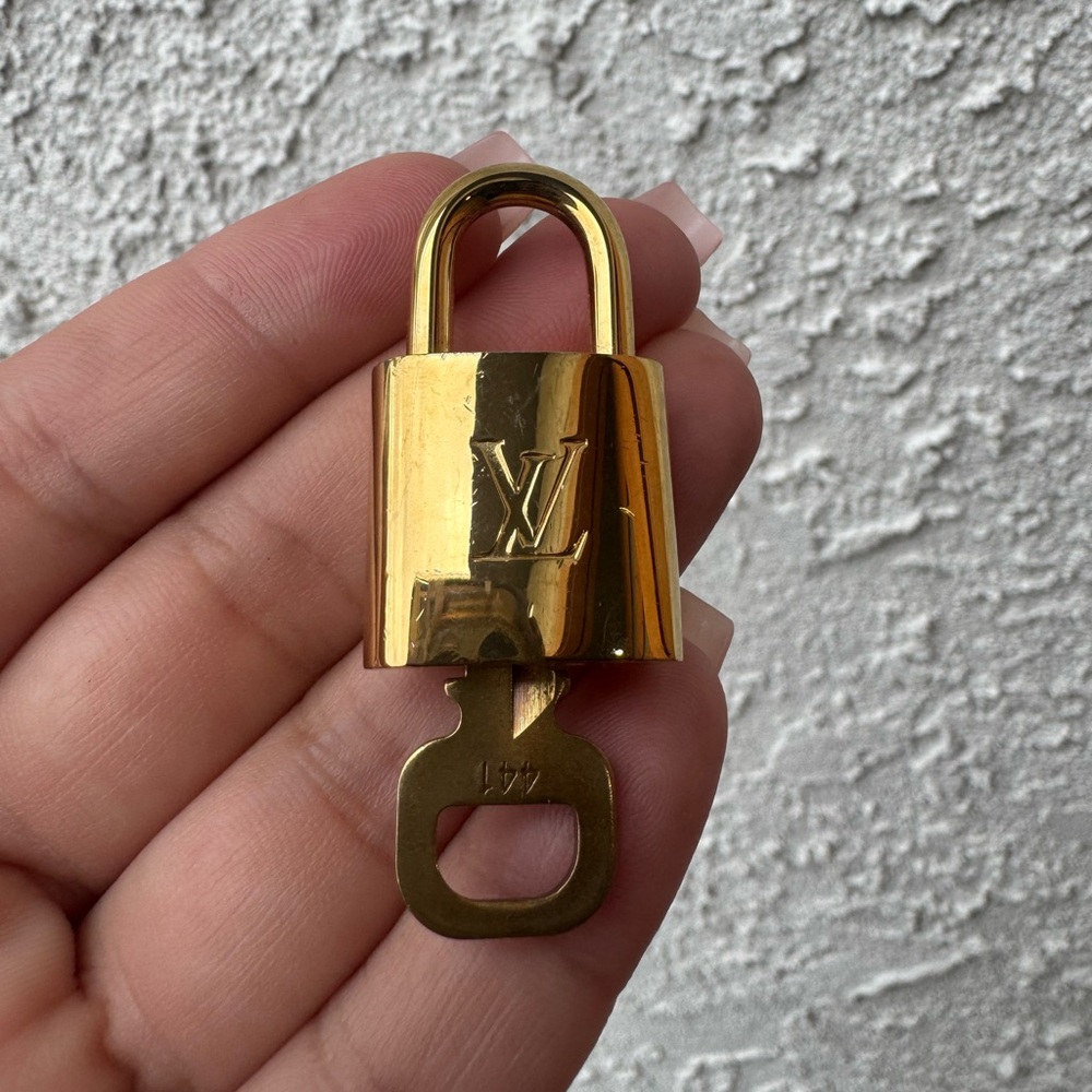 Louis Vuitton Gold Lock & Key Charm #441